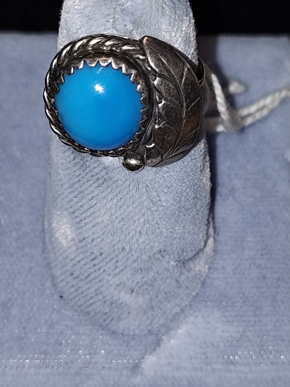 Sterling Silver Leaf Ring with Bright Natural Campitos Turquoise Cabochon